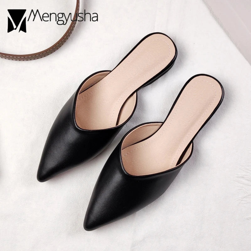 Solid Leather Flipflops Women Cover Toe Mules Pointy Toe Slides Home&Outdoor Shoes Ladies Comfy Antiskid Lazywomen Slippers 2026