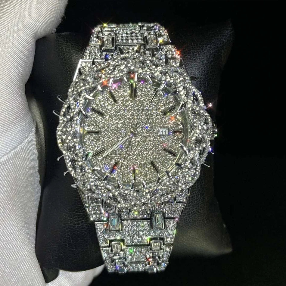 Luxury Full Diamond Men's Quartz Watch Thorn Bracelet Hip Hop Style Date Display with Luminous Function Men Business Wristwatch