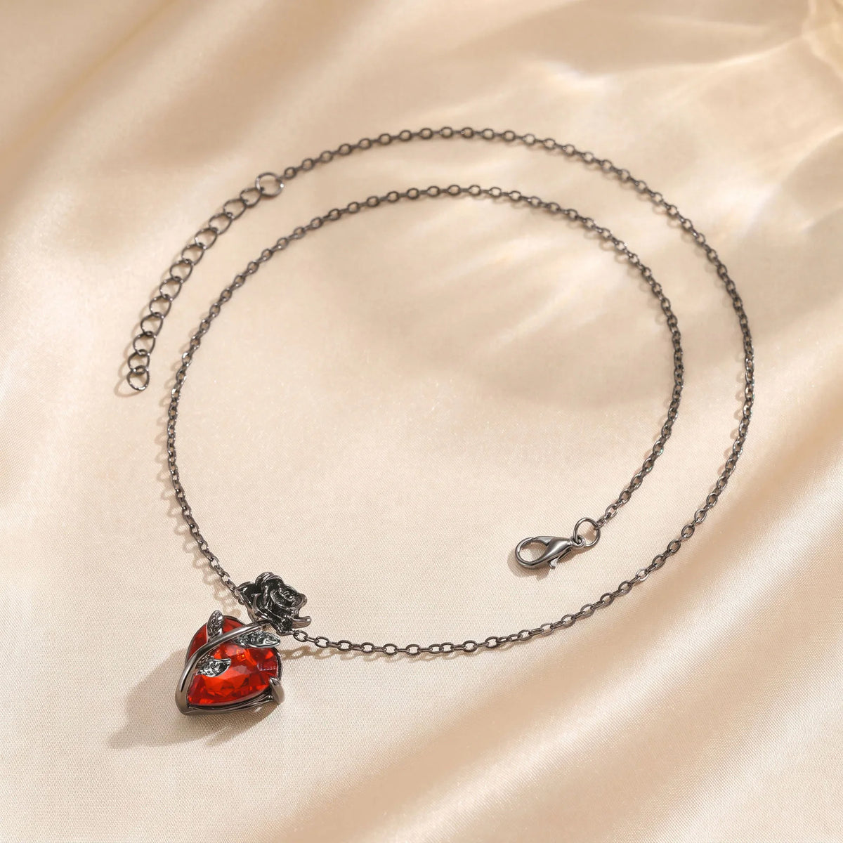 Gothic Rose Heart Necklace for Women, Red Rhinestone Pendant, Halloween Party Jewelry