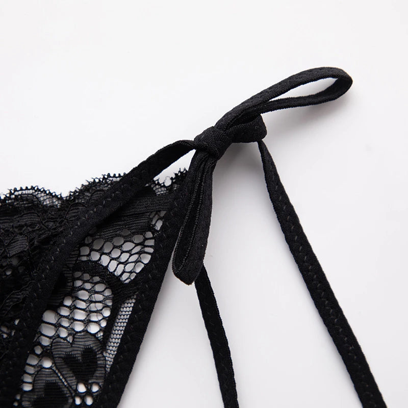 Sexy Hollow Out Straps Women Panties Transparent Lace Girls T-pants Half Wrap Buttocks Underpants Sexy Low-waisted Lady Briefs