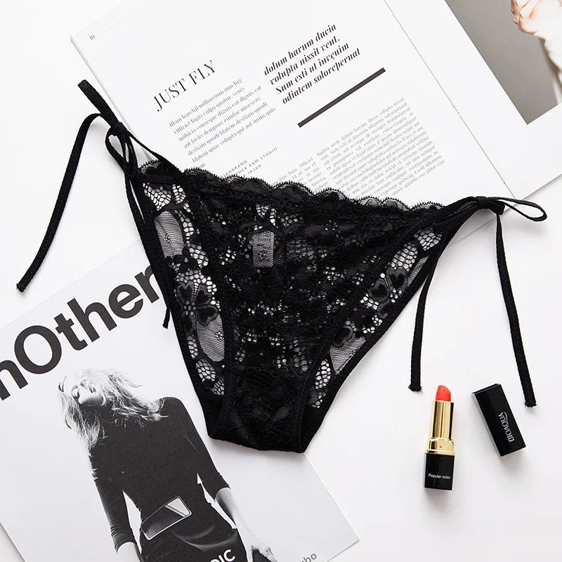 Sexy Hollow Out Straps Women Panties Transparent Lace Girls T-pants Half Wrap Buttocks Underpants Sexy Low-waisted Lady Briefs