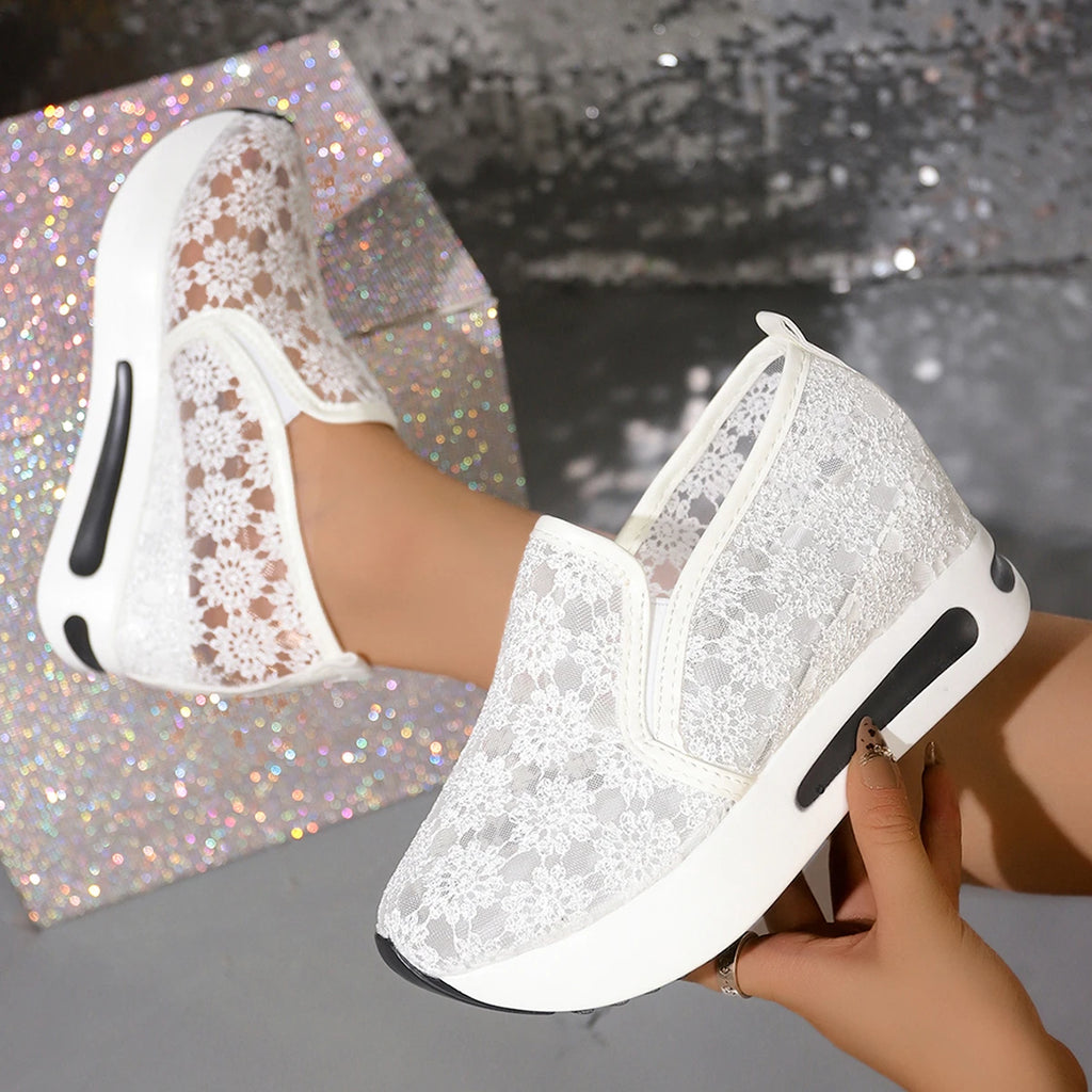 New Women Sneakers Fashion Embroidered Platform Sneakers Women Breathable Mesh Sports Shoes Woman Thick Sole Slip on Shoes