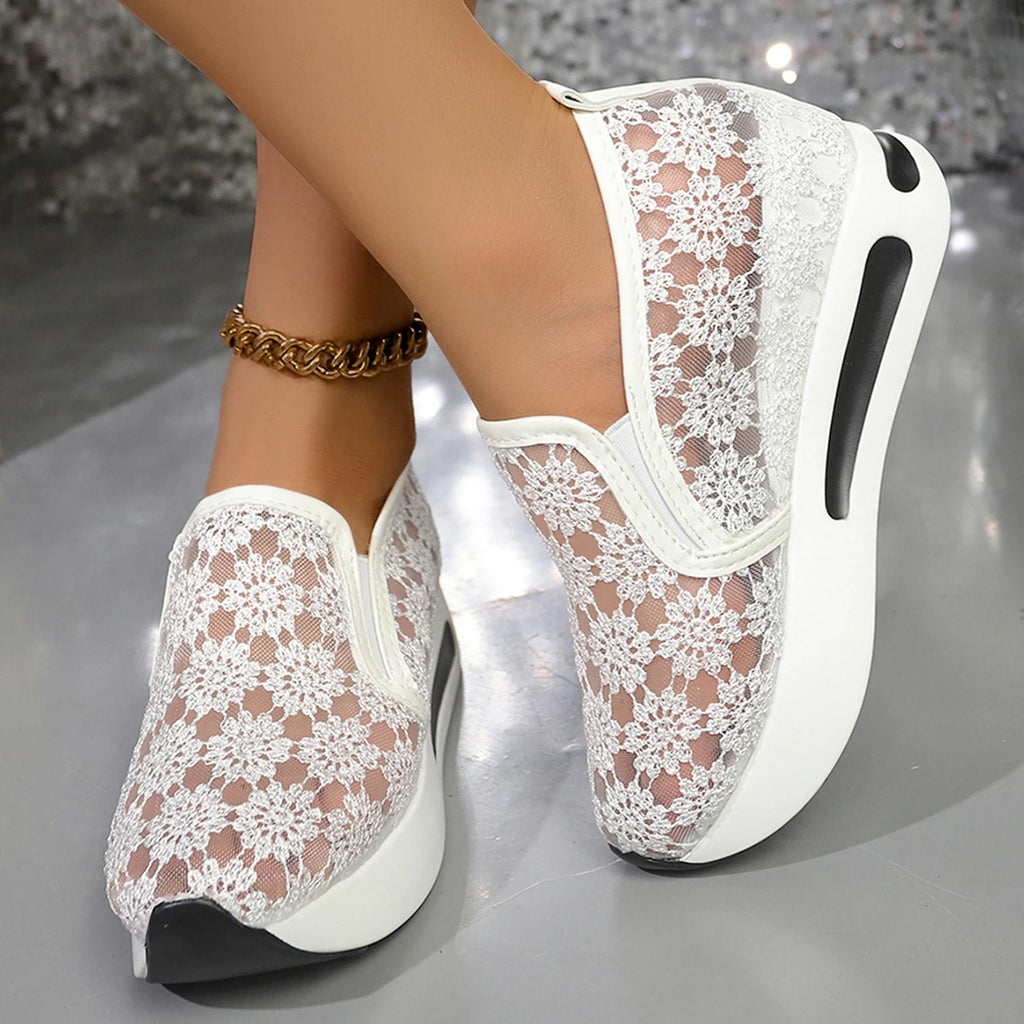 New Women Sneakers Fashion Embroidered Platform Sneakers Women Breathable Mesh Sports Shoes Woman Thick Sole Slip on Shoes