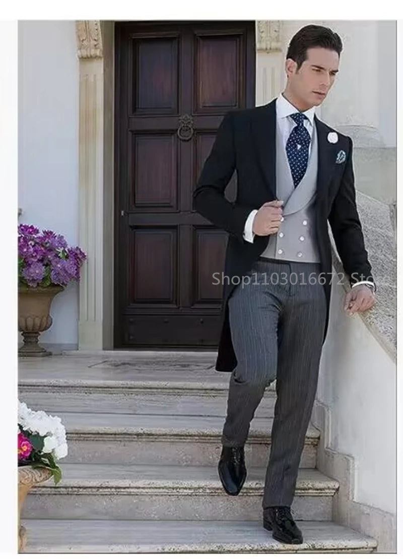Mens Tuxedo Tailcoat Formal Dress Suits Swallow Tail Coat Black Male Jacket Vest Pants Party Wedding Dance Magic Performance