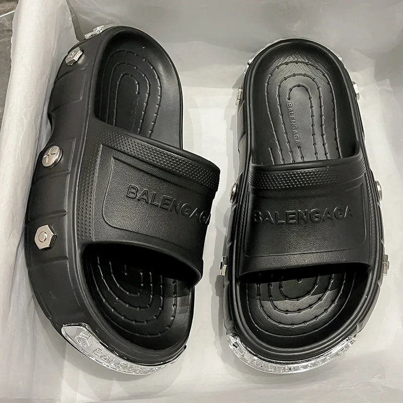 Women's Sandals Fashion Platform Slippers Punk Style Rivet Women's Shoes Increase Height Thick Soled EVA Anti-slip Slipper Paris