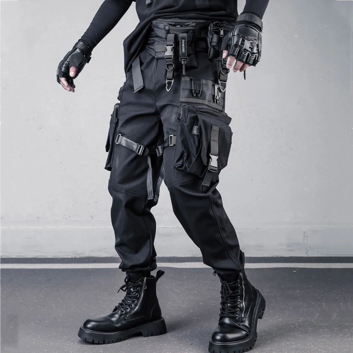 2026 Outdoor Tactical Punk Cargo Pants Multi-pockets Paratrooper Techwear Pants Man High Street Hip Hop Trousers