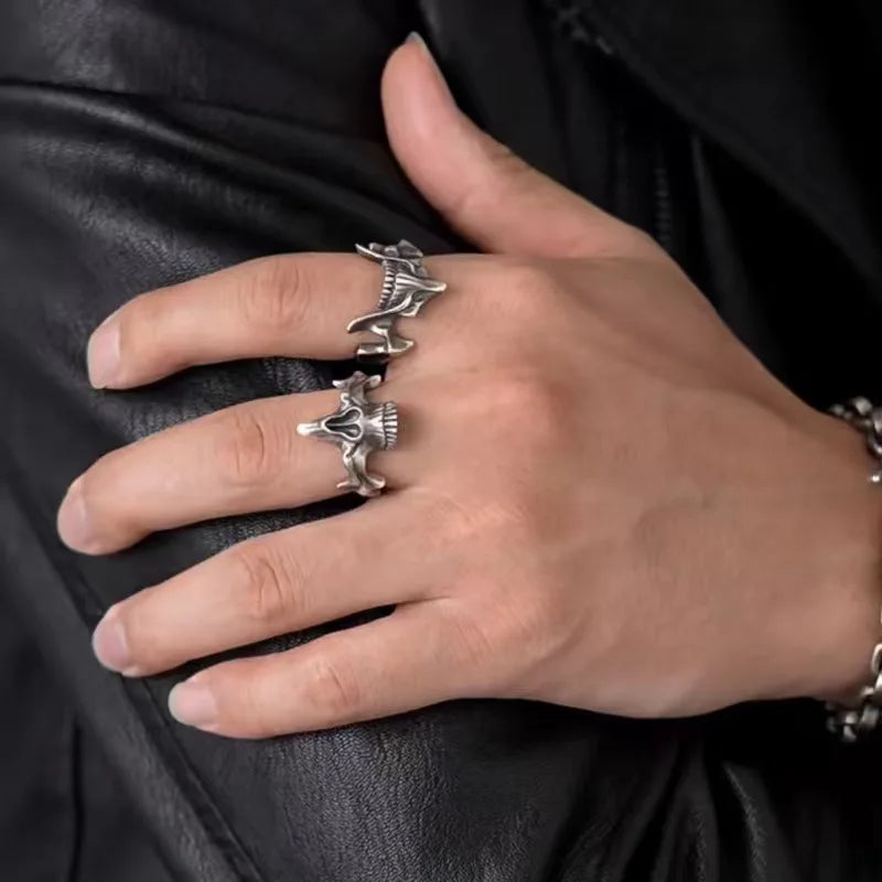2Pcs Vintage Gothic Skull Mask Rings Personality Skull Mask Design Layered Finger Rings Set for Women Men Creative Punk Rings