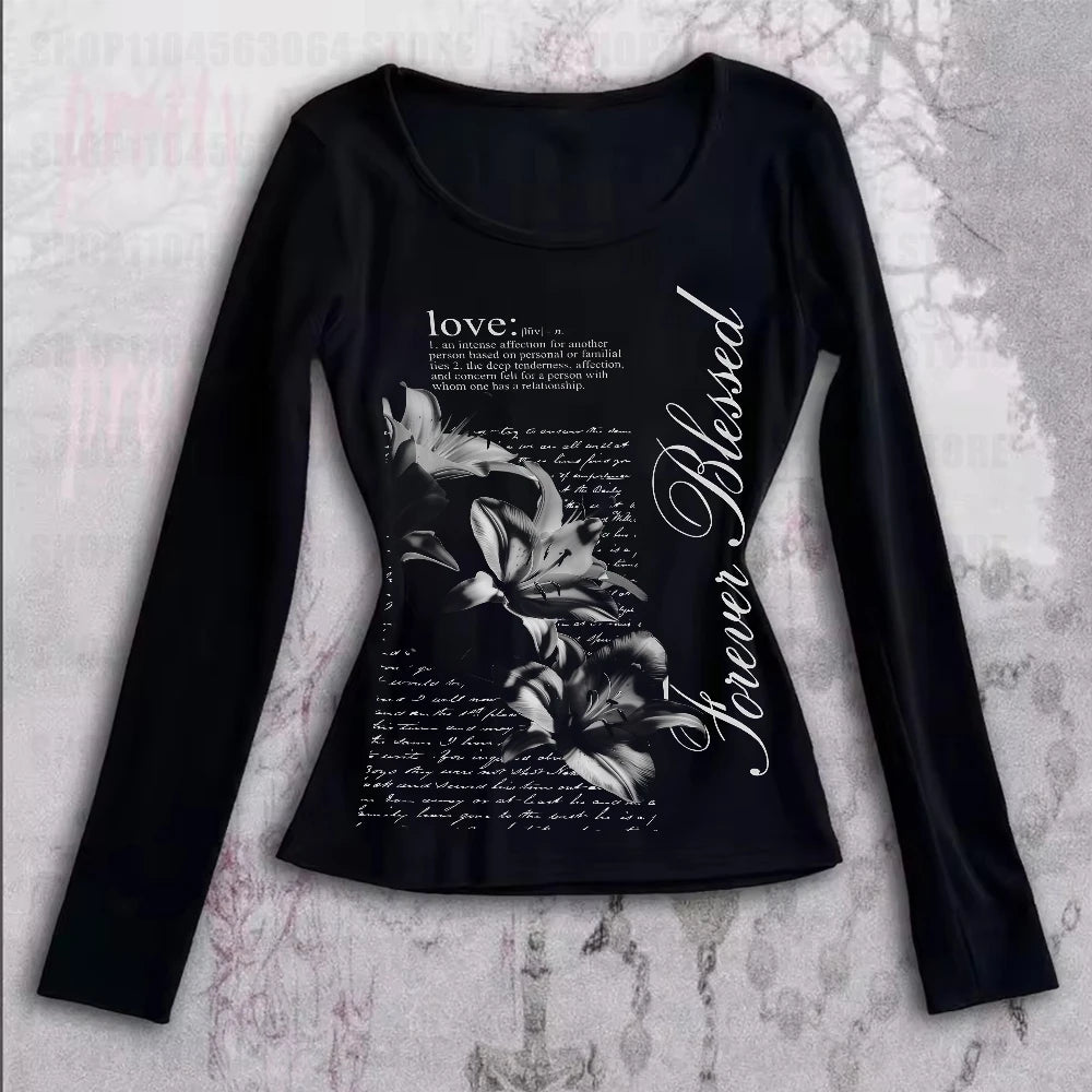 Anime Girl Japanese Y2k Top 2000s Tops Woman T-shirts Baby Tees Y2k Clothes Women Long Sleeve Female Clothing Emo Kawaii Gothic