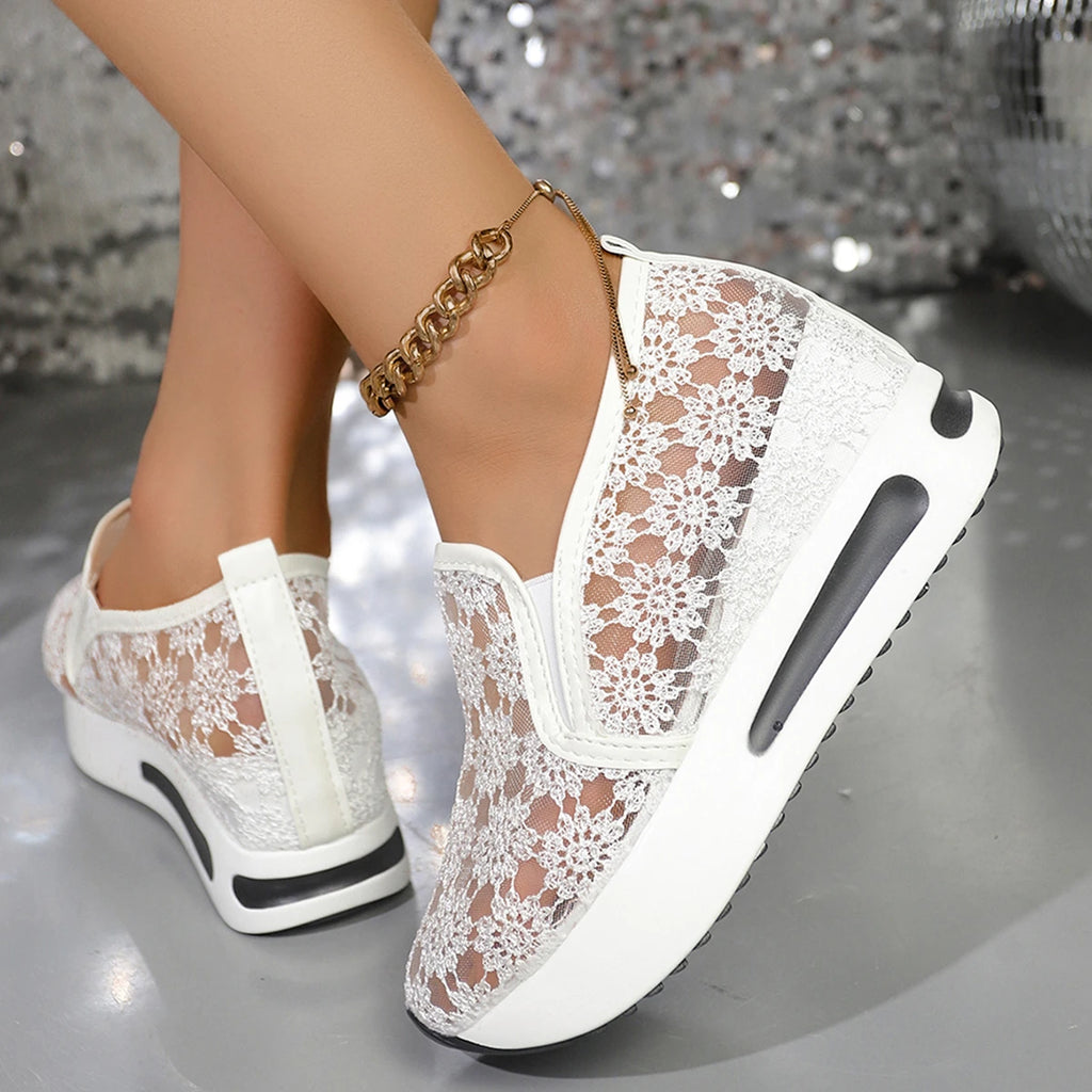 New Women Sneakers Fashion Embroidered Platform Sneakers Women Breathable Mesh Sports Shoes Woman Thick Sole Slip on Shoes