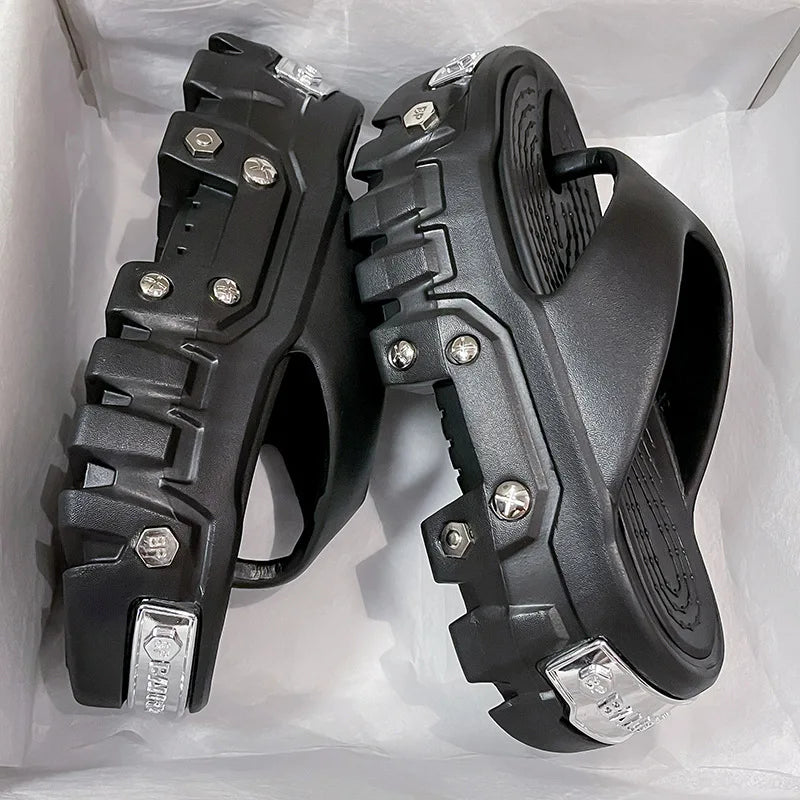 Women's Sandals Fashion Platform Slippers Punk Style Rivet Women's Shoes Increase Height Thick Soled EVA Anti-slip Slipper Paris