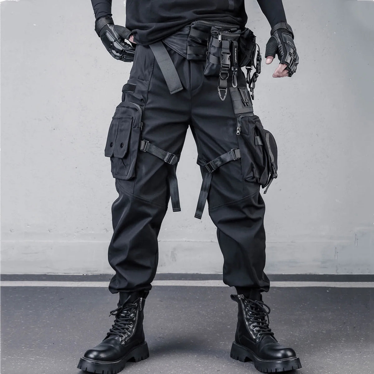 2026 Outdoor Tactical Punk Cargo Pants Multi-pockets Paratrooper Techwear Pants Man High Street Hip Hop Trousers