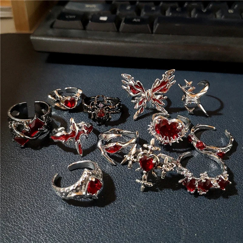 New Adjustable Opening Irregular Red Crystal Glass Heart Aesthetic Rings for Women Gothic Animal Spider Ring Creative Jewelry