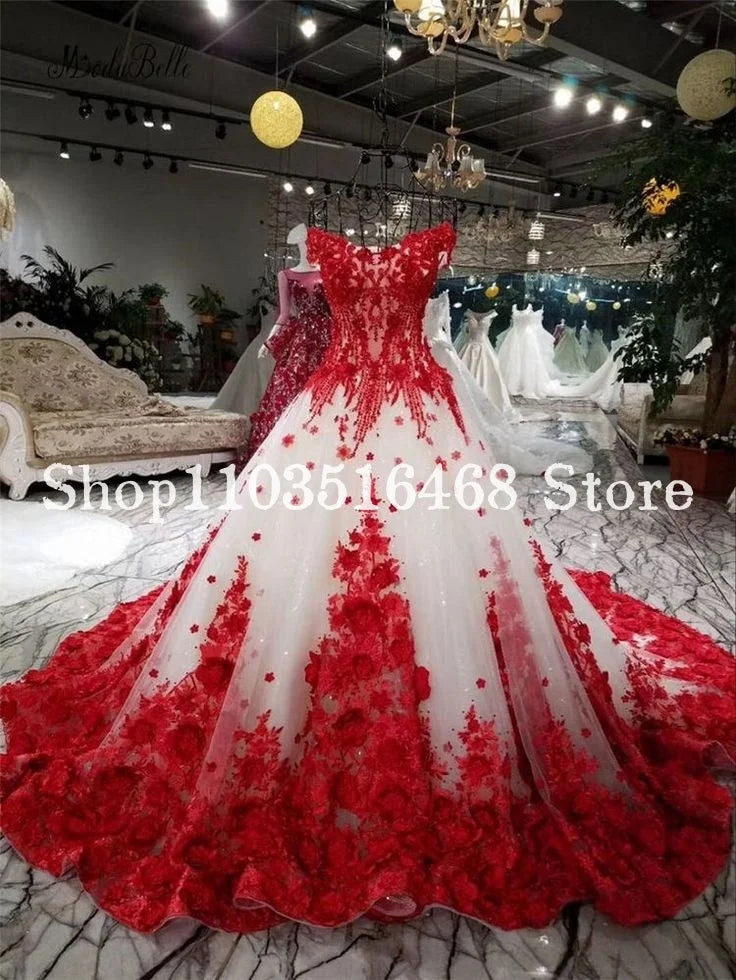 Vintage Victorian Gothic Wedding Dress Burgundy 3D Floral Embroidery Appliques Corseted A-Line Long Customised Bridal Gowns