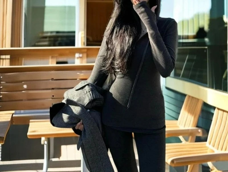 Black Premium Suit Hooded Casual Knitted Sweater Fashion High Waist Temperament Slim Top Flared Pants Two-piece Set