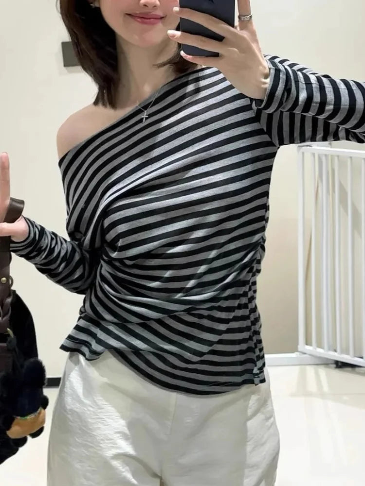 Y2k Japanese T Shirt Women Long-Sleeved Striped Off Shoulder Tops Streetwear 2000s Aesthetic Tshirts Korean Street Retro Top Tee