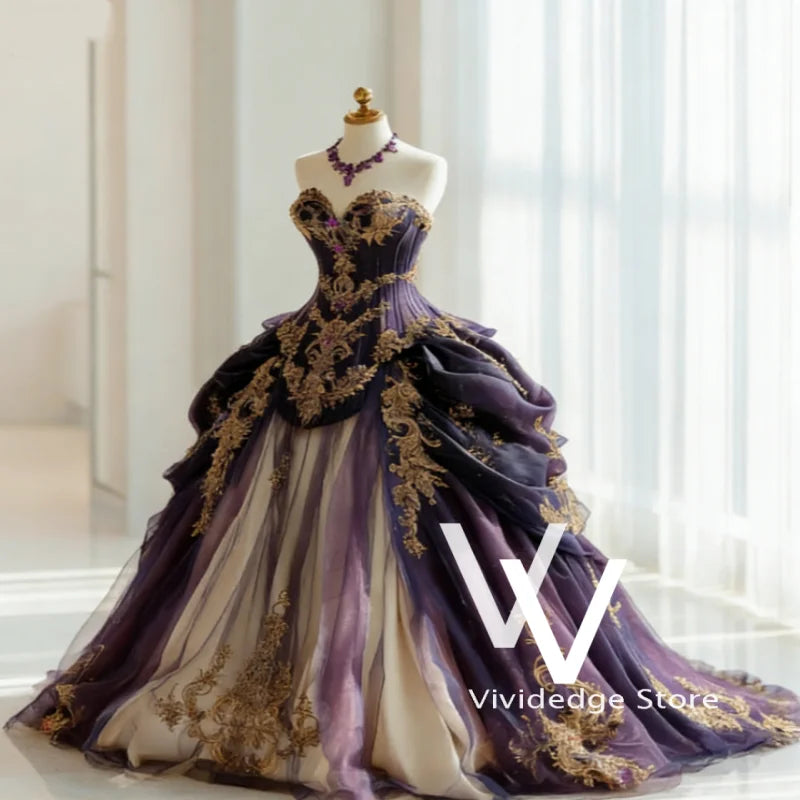 Customized Victorian Gothic Wedding Dresses Vintage Sweetheart Neck Purple Corset Lace Appliques Pleated Medieval Bridal Gowns