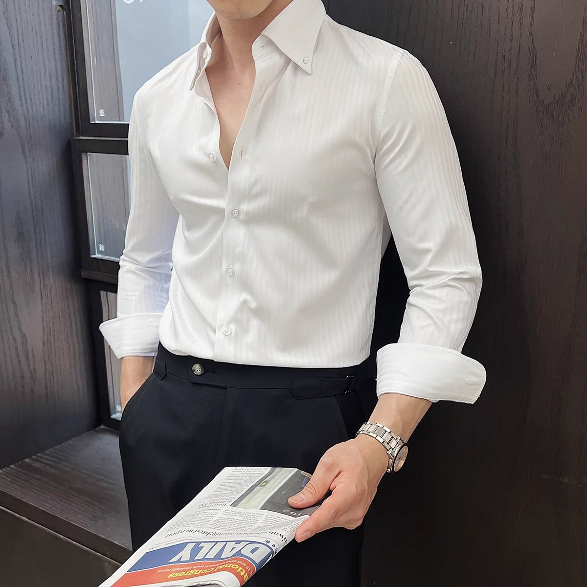 New Dark Striped Pointed Collar Shirt 2025 Men's Long Sleeved High-end Business Slim Fit Casual Versatile Men's Tailcoat Shirts