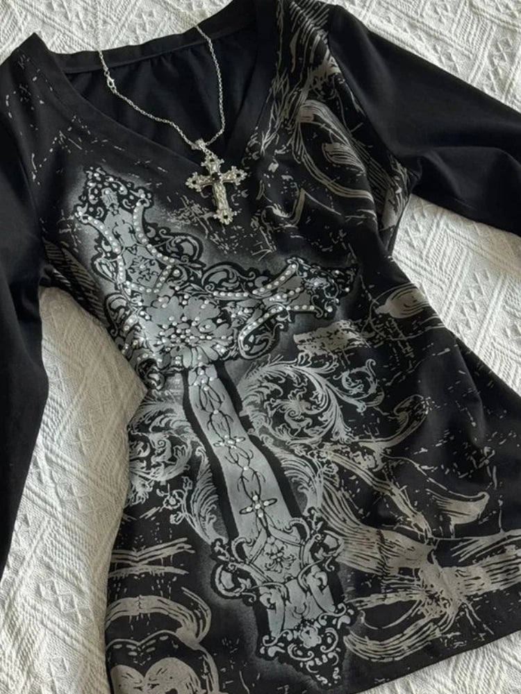 Y2K Gothic black printed T-shirt female American retro spring new V-neck long sleeve waist slim top