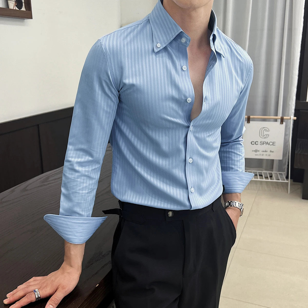 New Dark Striped Pointed Collar Shirt 2025 Men's Long Sleeved High-end Business Slim Fit Casual Versatile Men's Tailcoat Shirts